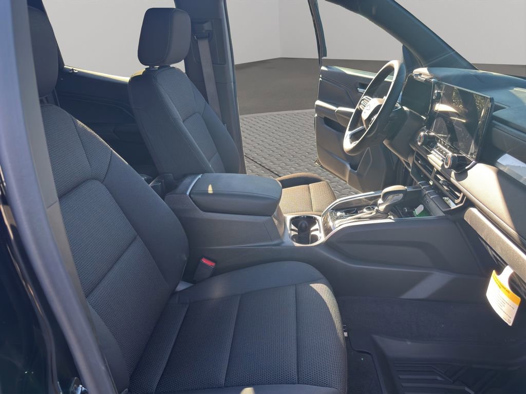 New 2026 Chevrolet Colorado LT image 18