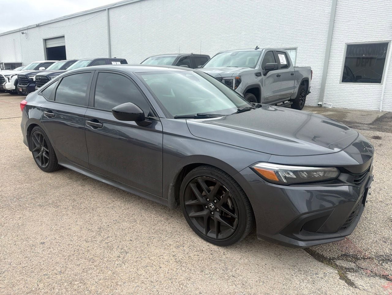 Used 2022 Honda Civic Sport image 2