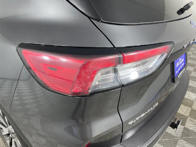 Certified 2020 Ford Escape Titanium AWD/4WD image 16