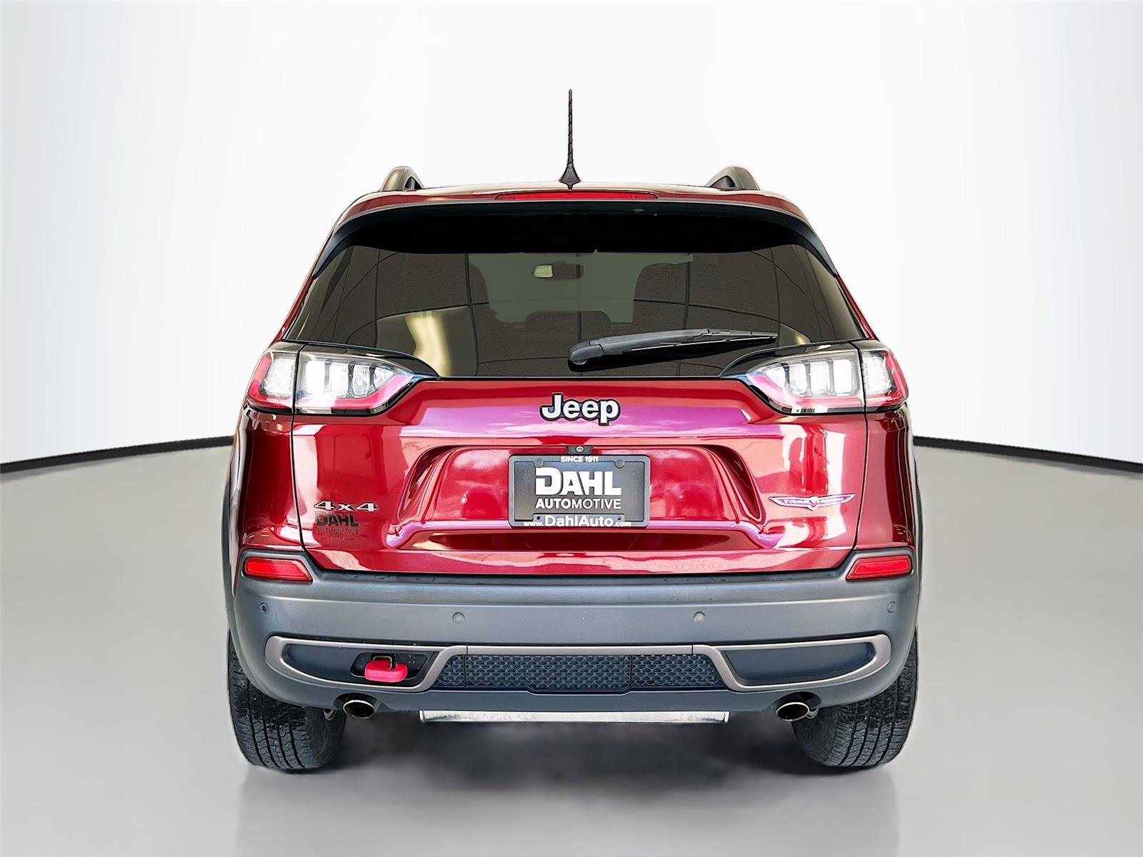 Used 2019 Jeep Cherokee Trailhawk w/ Comfort/Convenience Group image 14