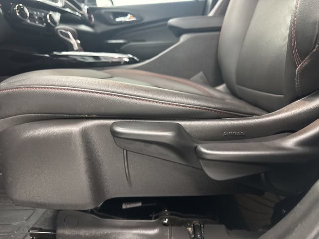 Used 2024 Chevrolet Trax RS w/ Driver Confidence Package FWD image 9