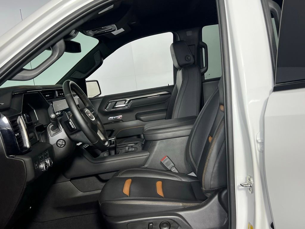 Used 2025 GMC Sierra 1500 AT4 image 20