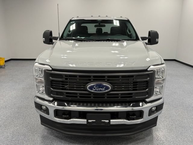 New 2026 Ford F350 XL AWD/4WD image 3