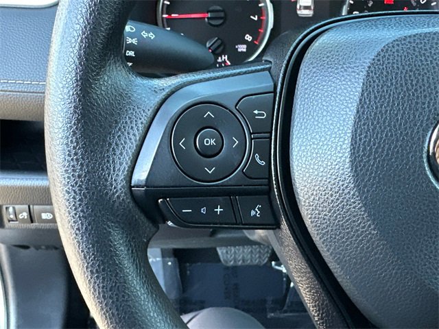 Certified 2022 Toyota RAV4 LE w/ Carpet Mat Package (TMS) image 21