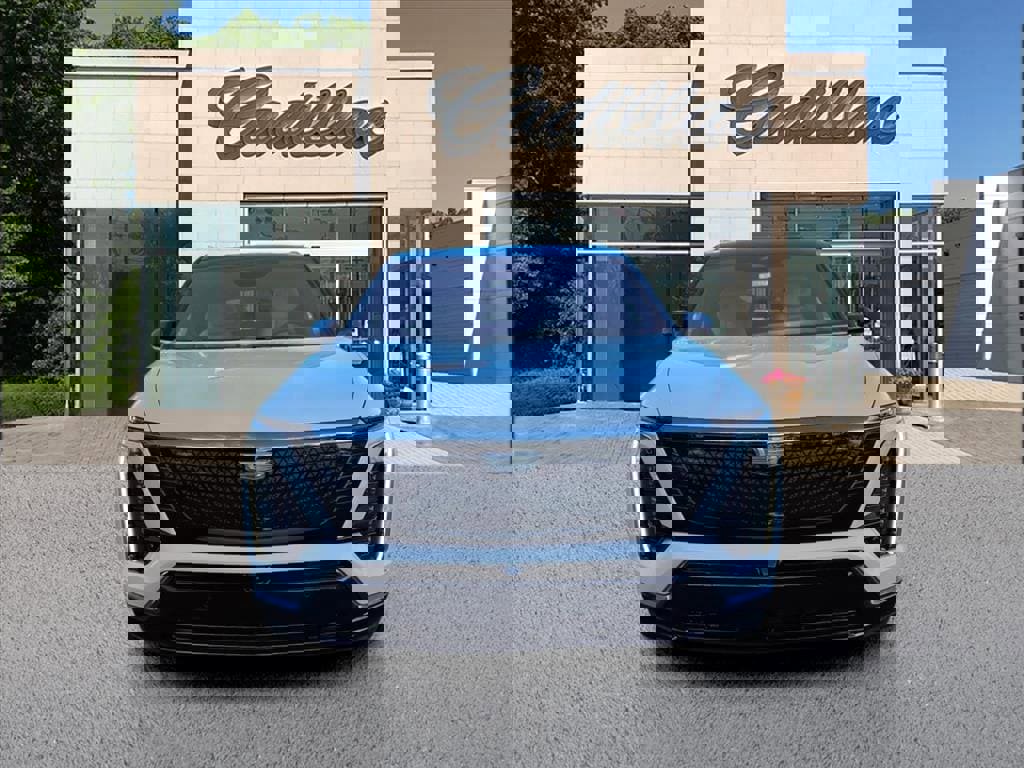 New 2026 Cadillac Vistiq Sport w/ LPO, Floor Liner Package image 8