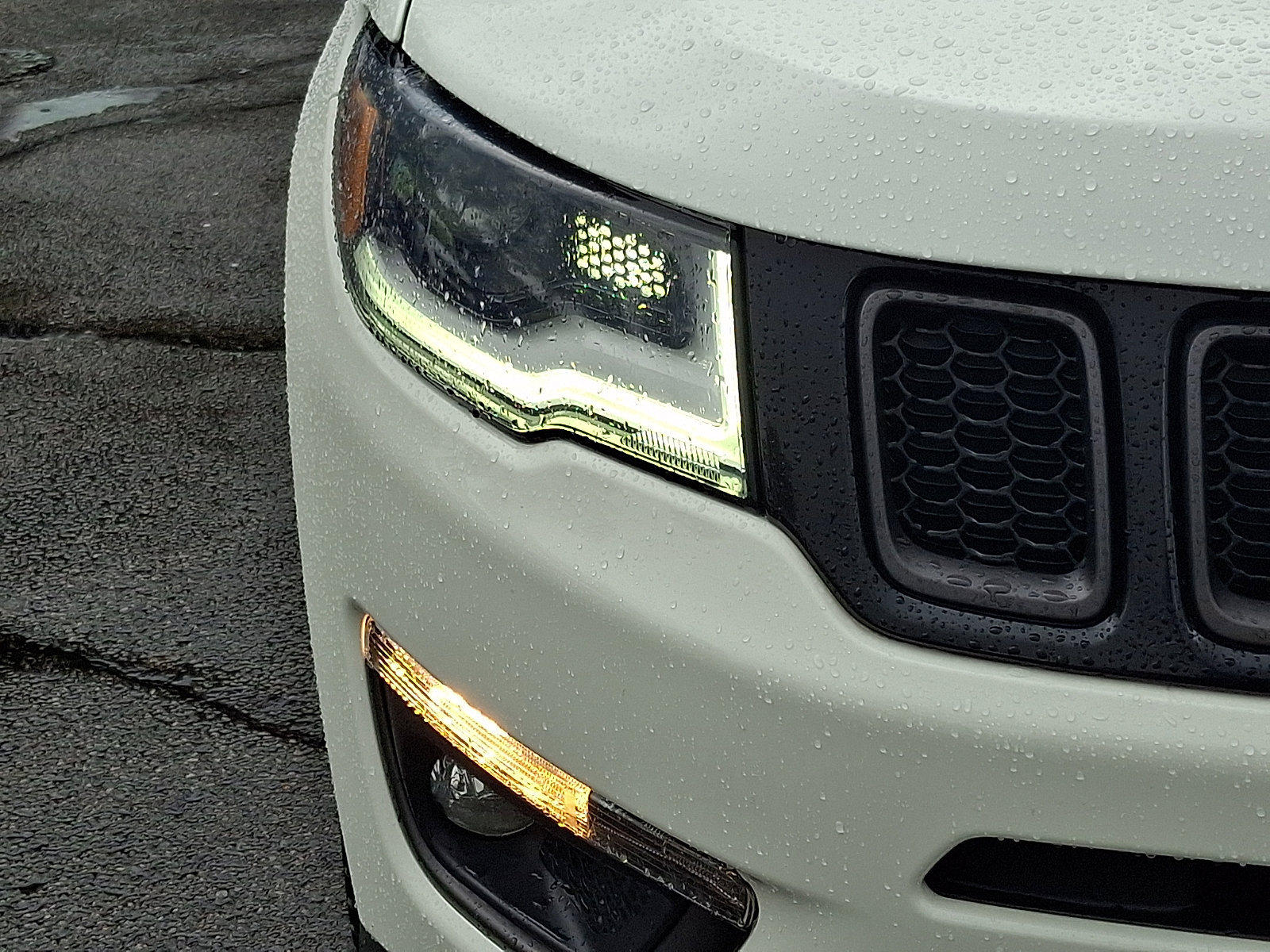 Certified 2020 Jeep Compass High Altitude AWD/4WD image 9