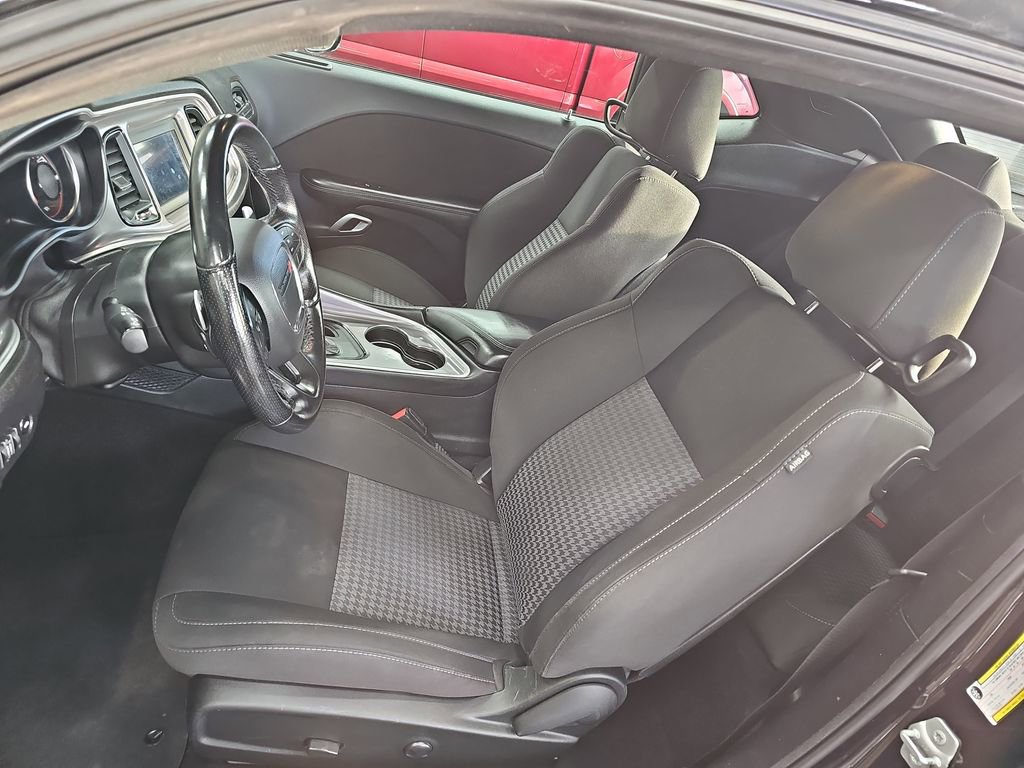 Used 2022 Dodge Challenger R/T image 15