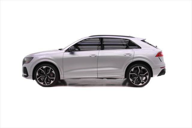 Certified 2021 Audi RS Q8 w/ Black Optic Package AWD/4WD image 3