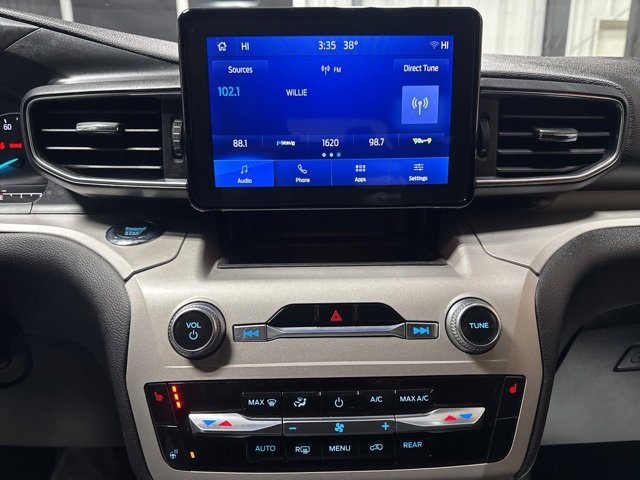 Used 2023 Ford Explorer XLT w/ Equipment Group 202A image 11