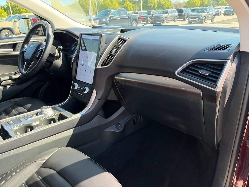 Used 2024 Ford Edge SEL w/ Convenience Package AWD/4WD image 10
