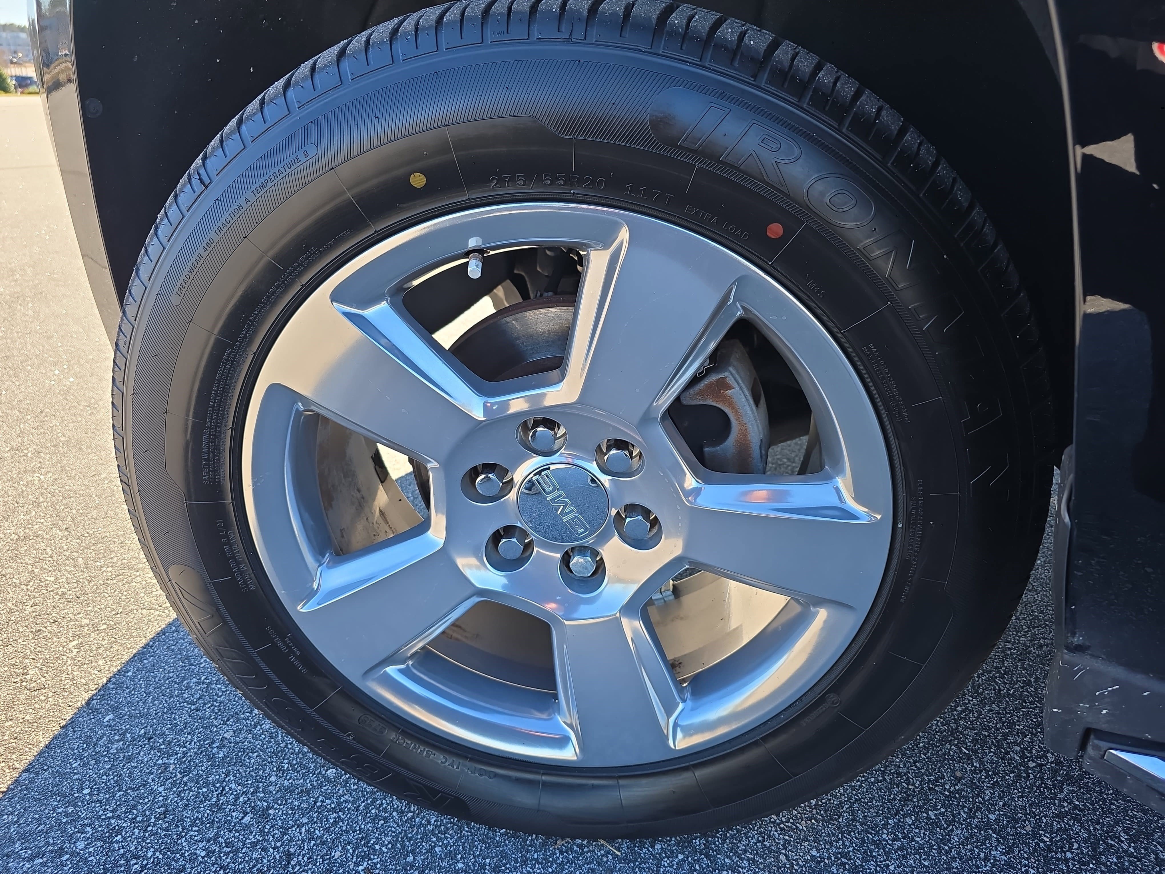 Used 2019 GMC Yukon SLT image 36