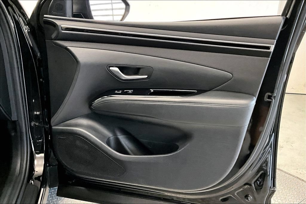Certified 2022 Hyundai Tucson SEL w/ Convenience + Premium Package AWD/4WD image 19