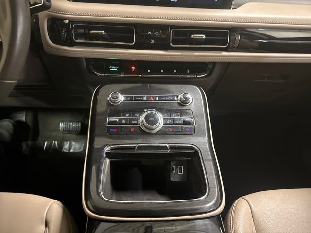 Certified 2023 Lincoln Nautilus AWD w/ Premium Package image 36