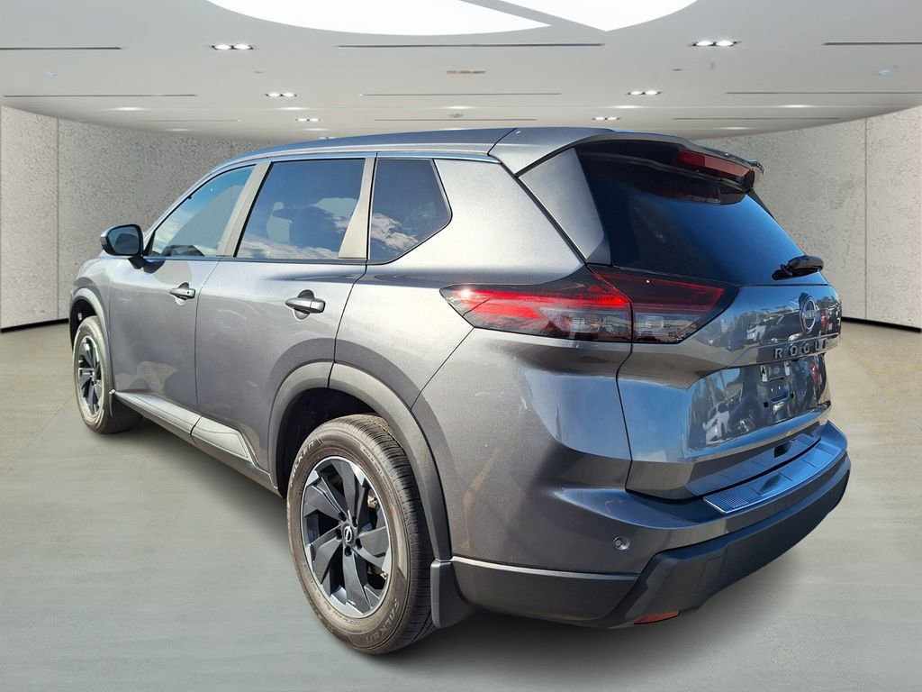 Certified 2025 Nissan Rogue SV image 3