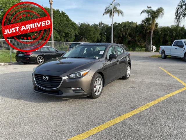 Used 2017 MAZDA MAZDA3 Sport FWD image 1