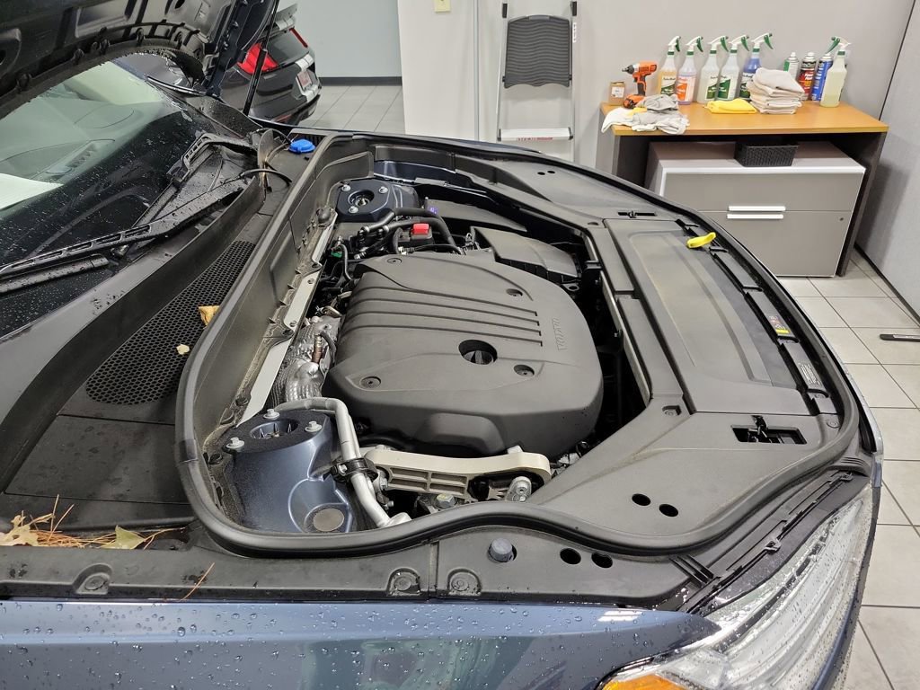 Used 2025 Volvo XC90 B5 Plus w/ Protection Package Premier image 57