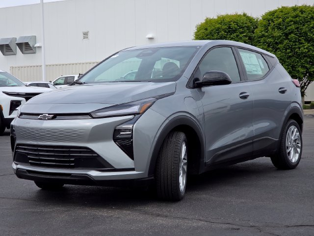 New 2027 Chevrolet Bolt LT w/ Comfort Package FWD image 15