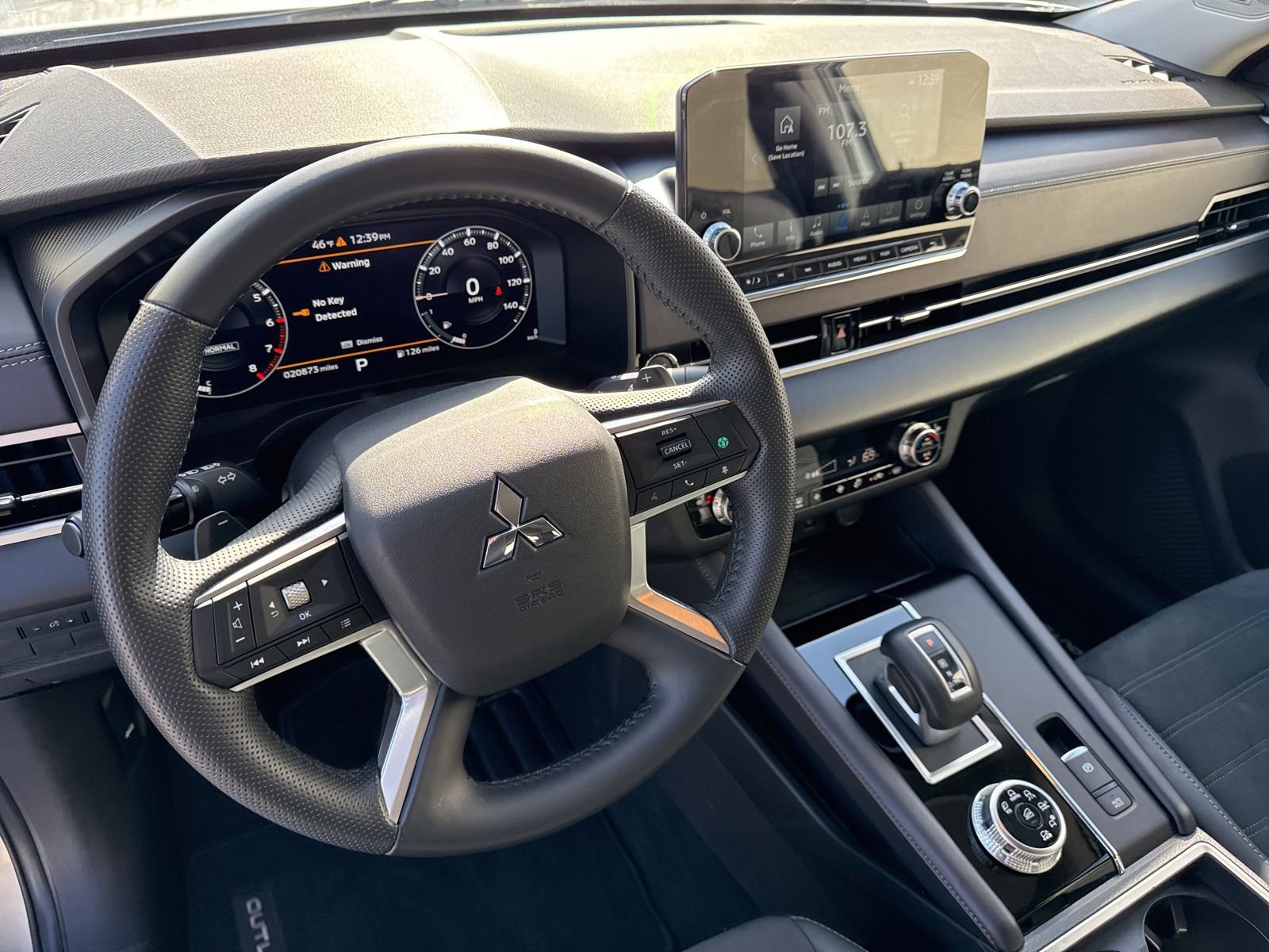 Used 2024 Mitsubishi Outlander SE Black Edition image 23