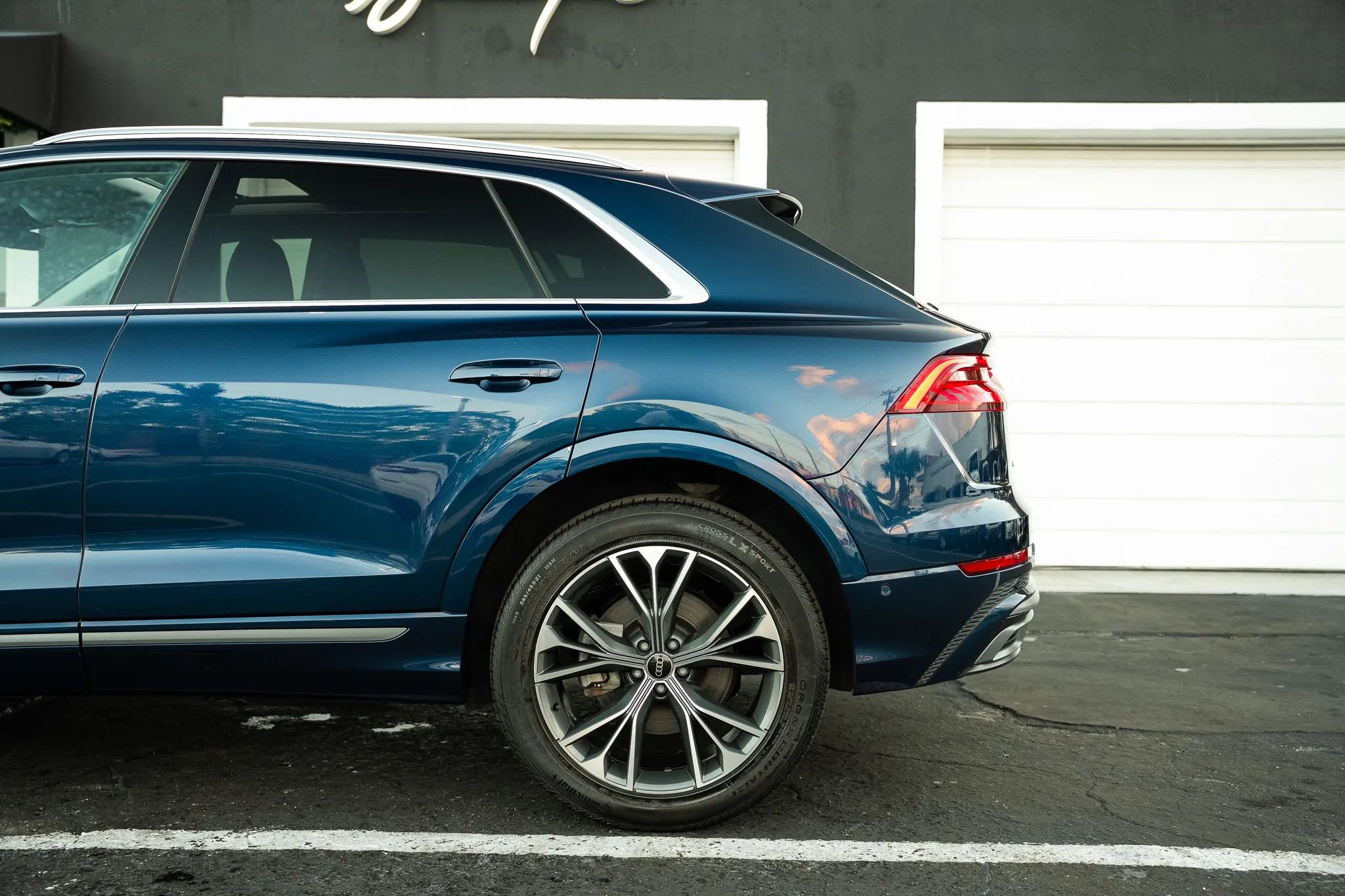 Used 2022 Audi Q8 Premium Plus AWD/4WD image 11