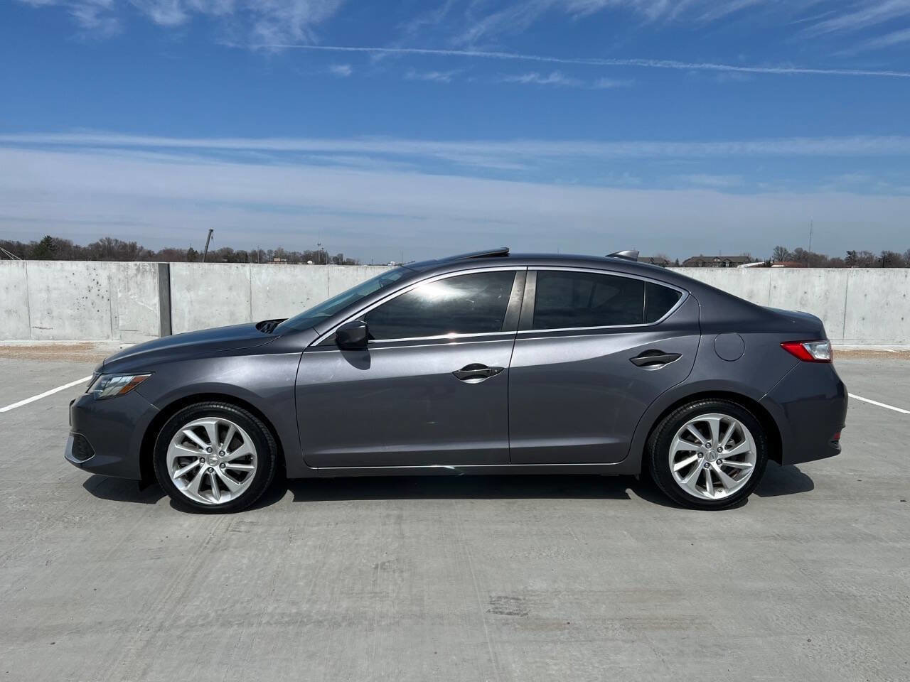 Used 2017 Acura ILX image 7