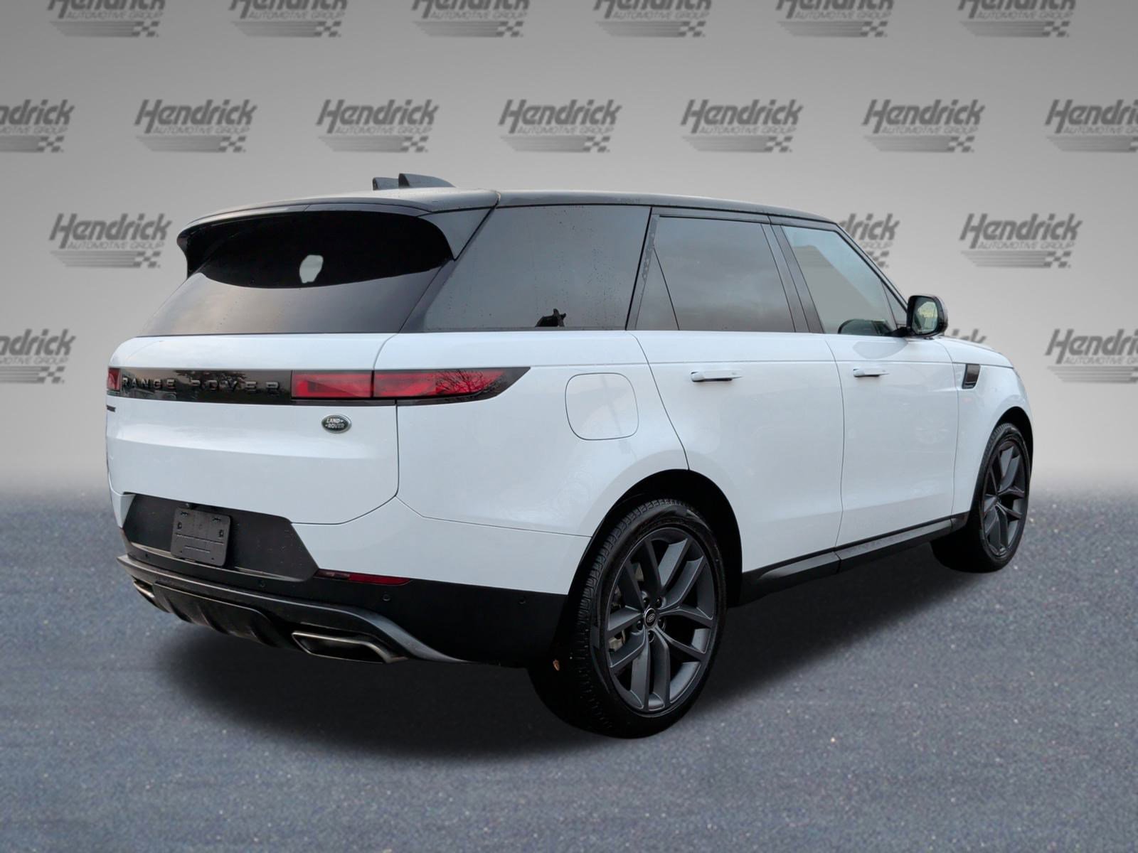 Used 2023 Land Rover Range Rover Sport SE image 10