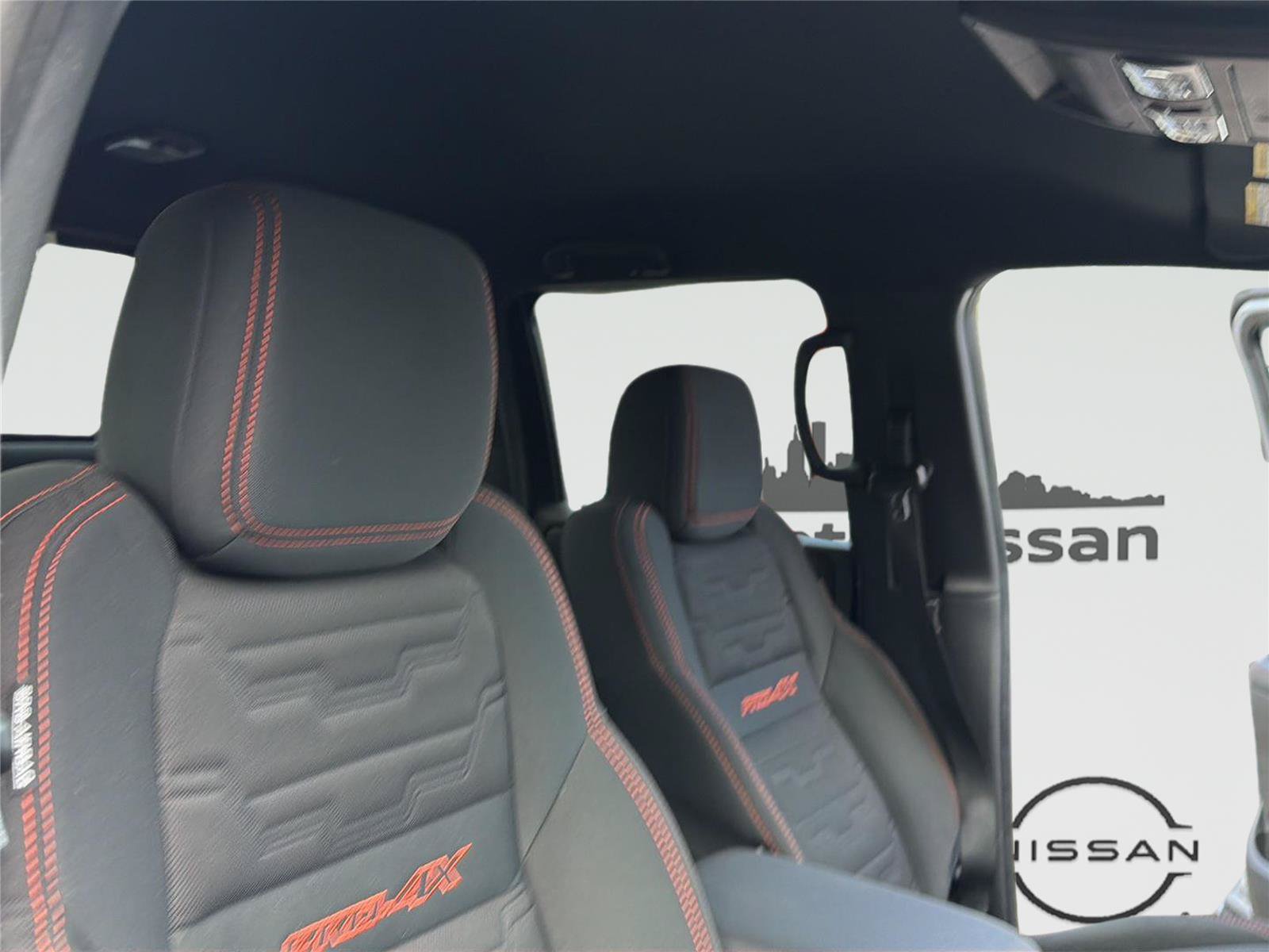 Used 2023 Nissan Frontier PRO-4X w/ Pro Convenience Package AWD/4WD image 33