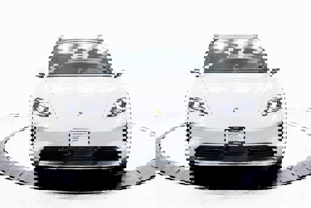 Certified 2025 Porsche Taycan 4S image 7