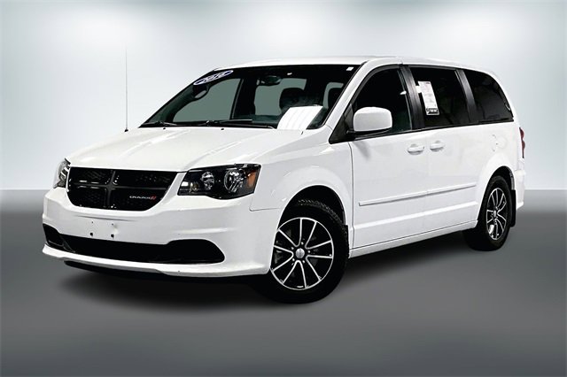 Used 2016 Dodge Grand Caravan SE image 3