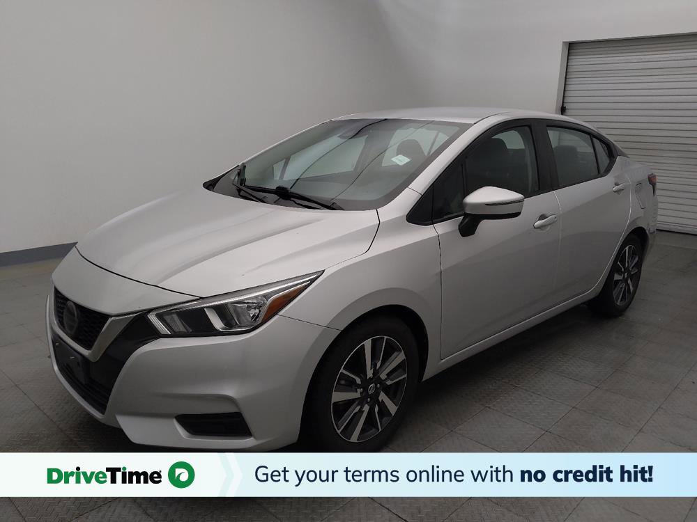 Used 2021 Nissan Versa SV image 1