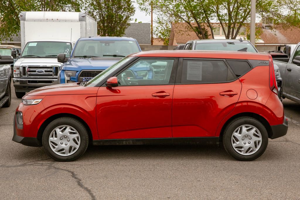 Used 2021 Kia Soul LX FWD image 8