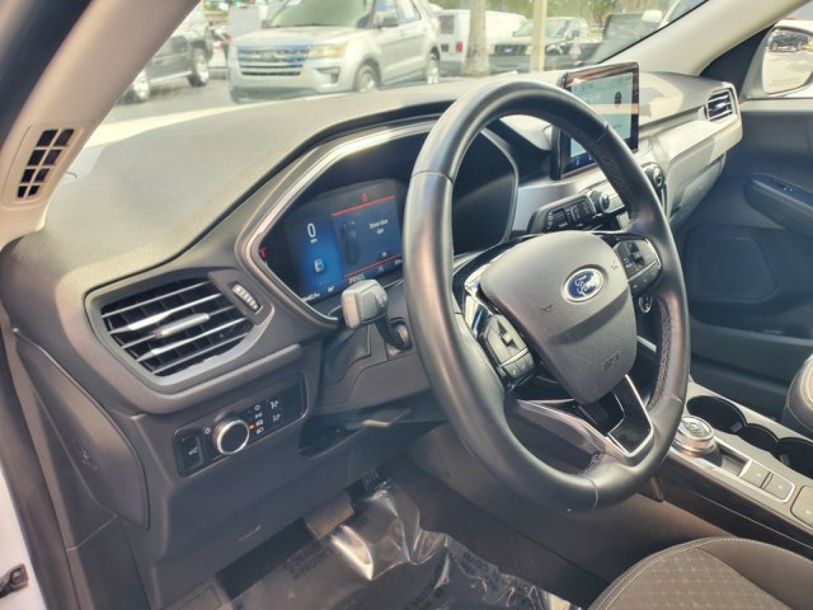 Used 2024 Ford Escape Active image 10