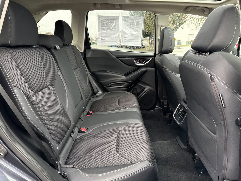 Used 2019 Subaru Forester Premium w/ All-Weather Package image 16