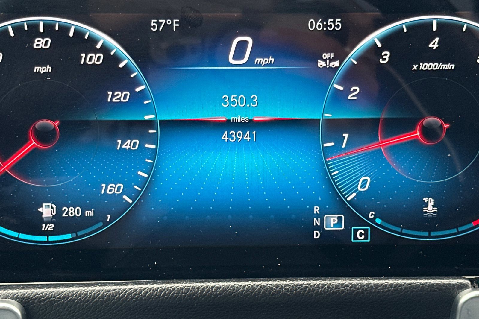 Used 2023 Mercedes-Benz GLB 250 4MATIC image 25