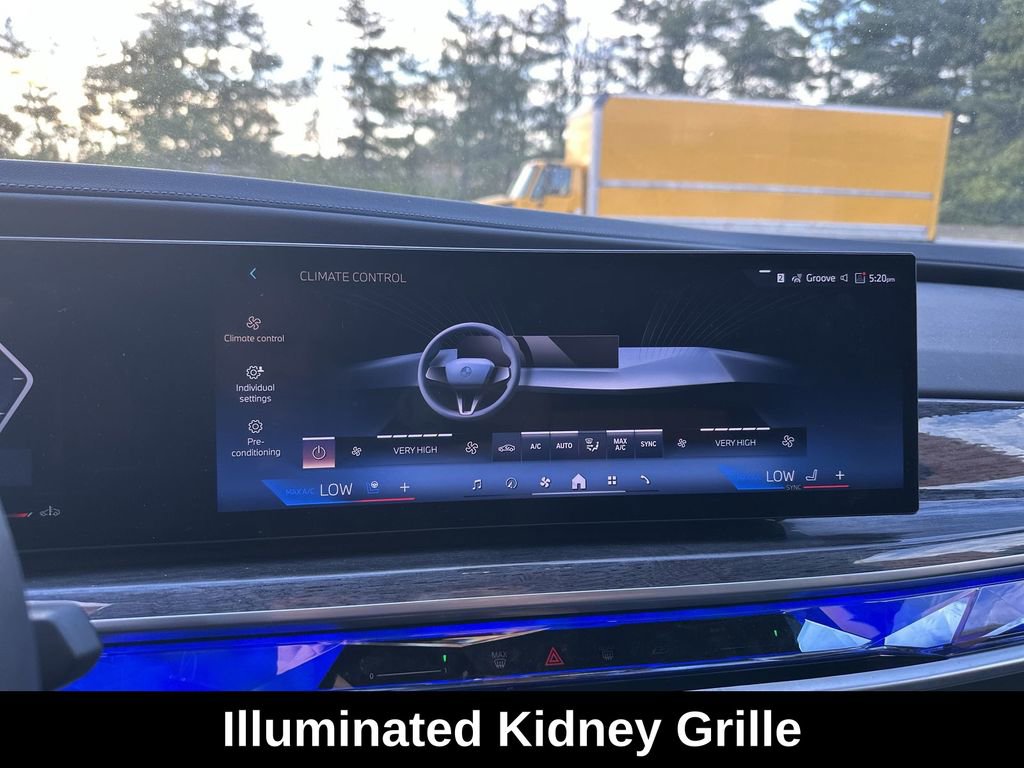 Used 2025 BMW 760i xDrive 760i xDrive w/ Executive Package image 26