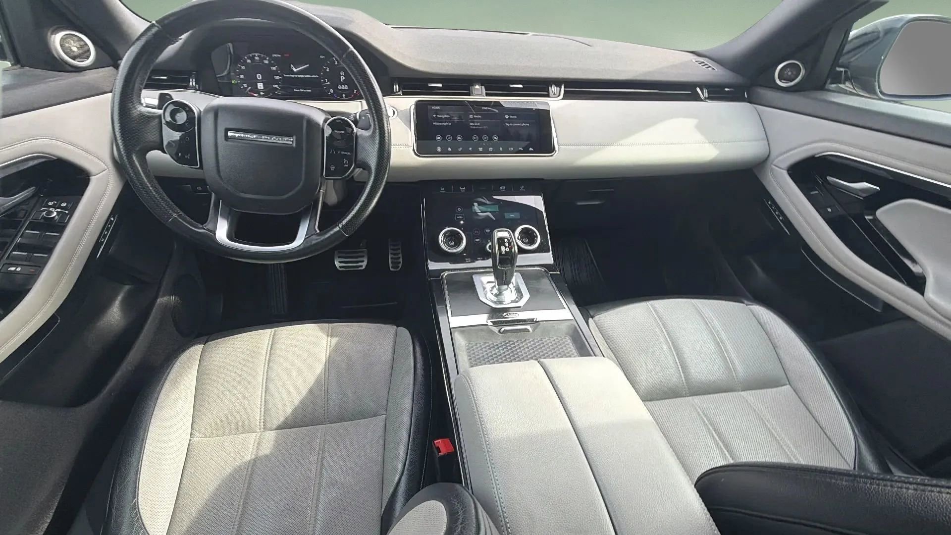 Used 2020 Land Rover Range Rover Evoque R-Dynamic S image 45