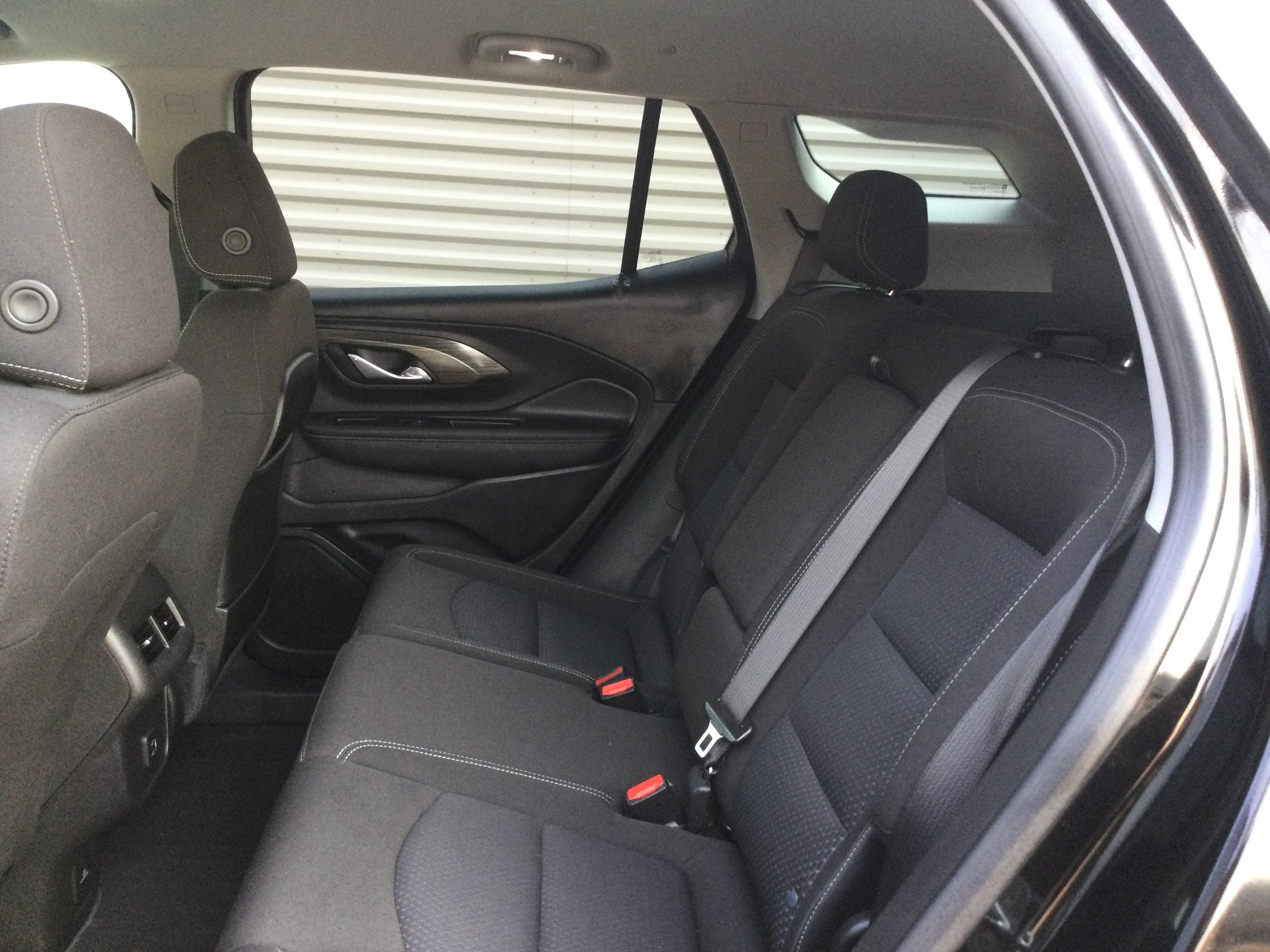Used 2023 GMC Terrain SLE w/ Driver Convenience Package AWD/4WD image 6