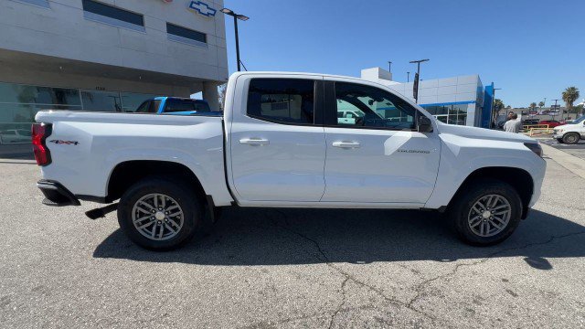 Used 2024 Chevrolet Colorado LT w/ LT Convenience Package image 9