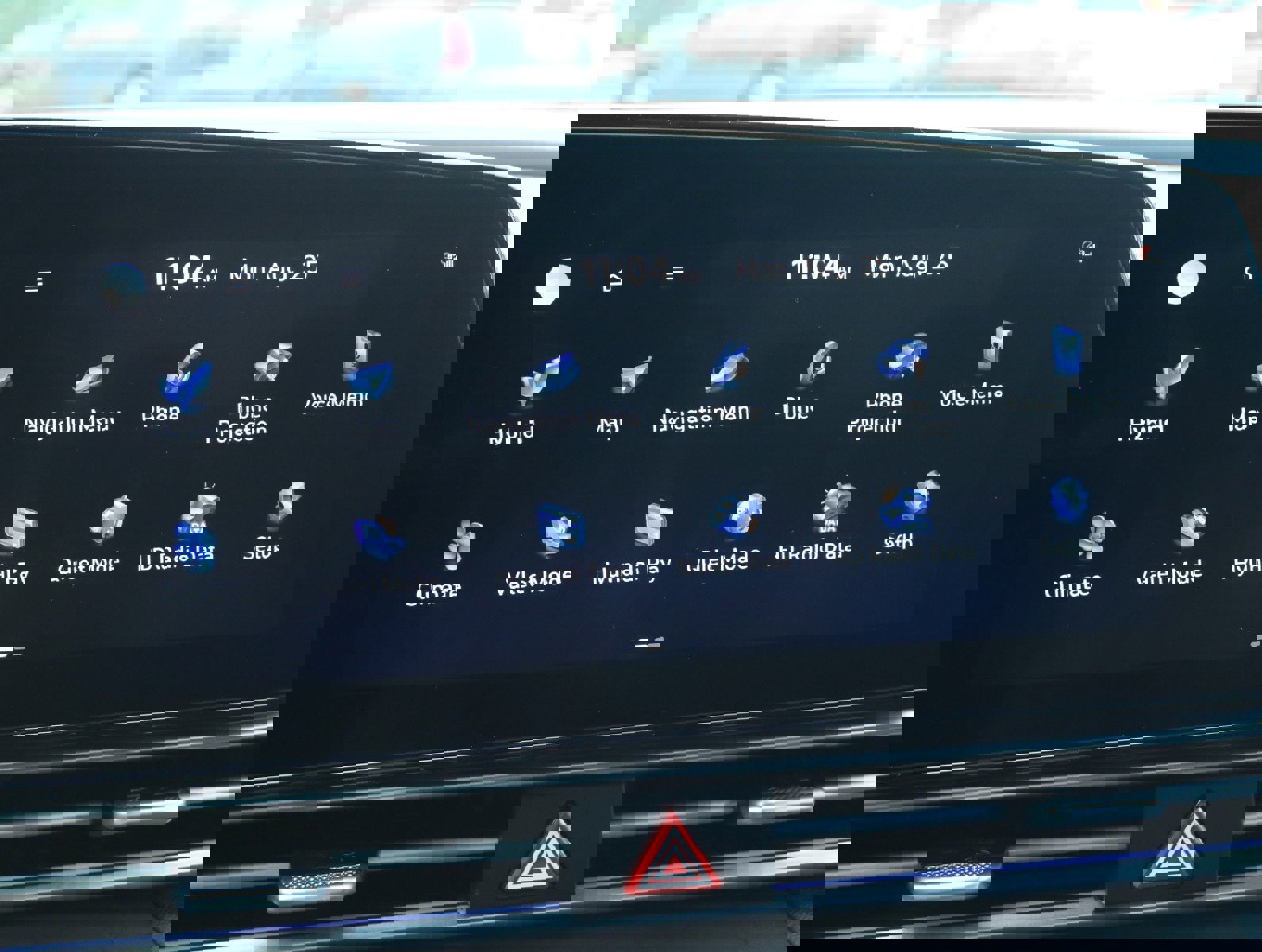 New 2025 Hyundai Elantra Limited image 22