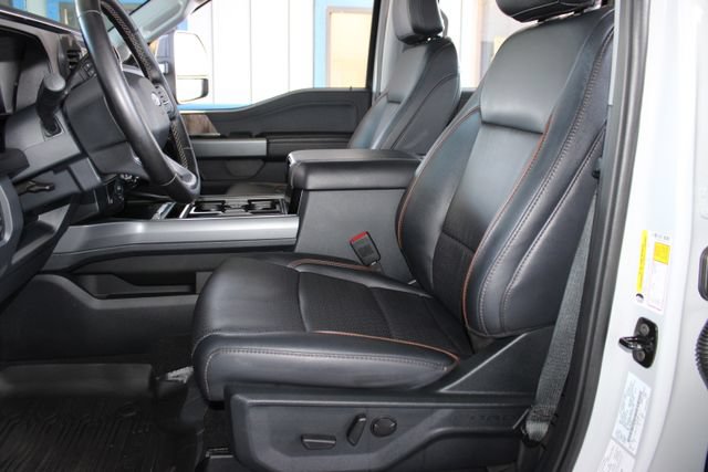 Used 2026 Ford F250 Lariat w/ Black Appearance Package AWD/4WD image 23
