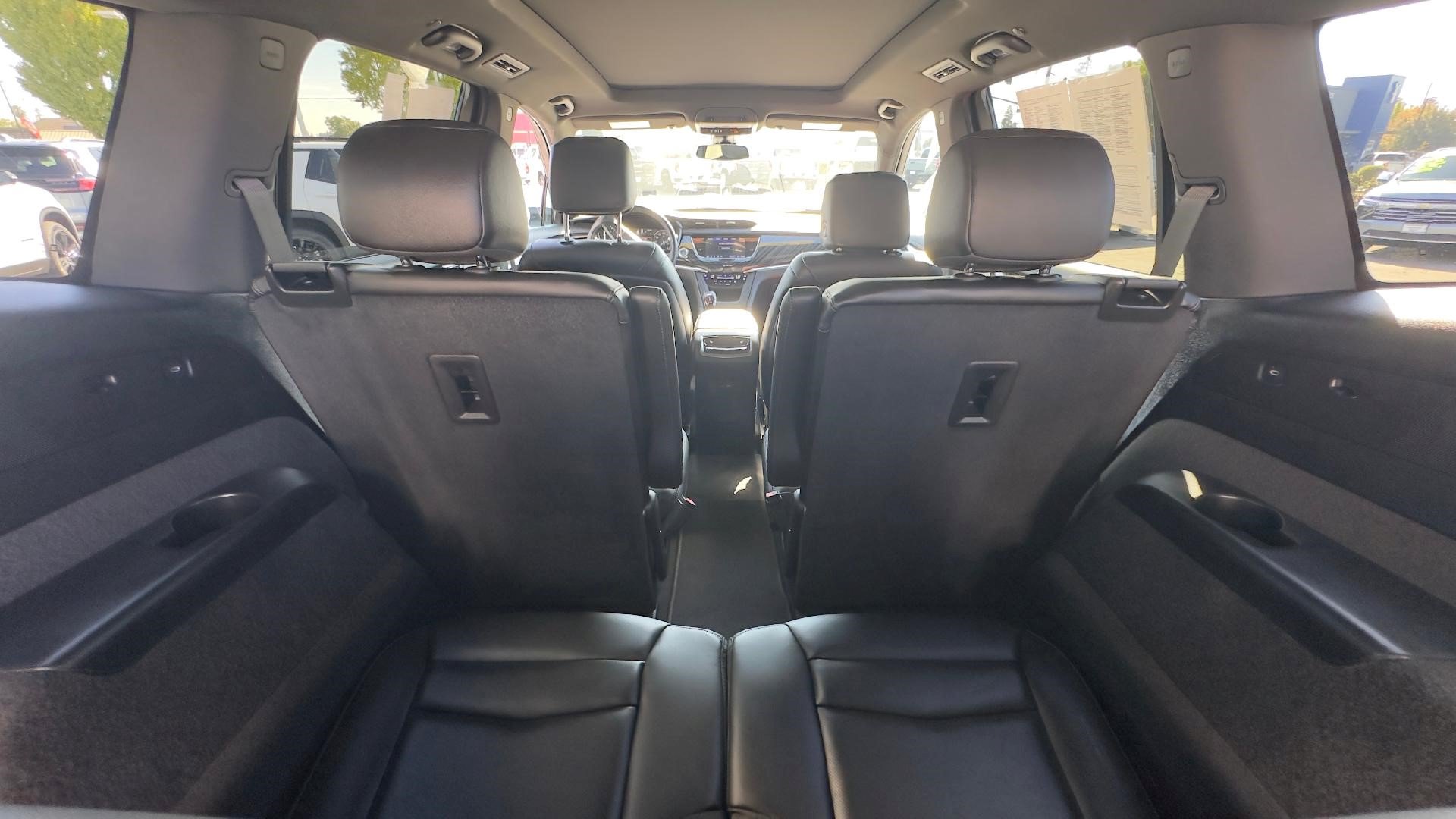 Certified 2025 Cadillac XT6 Premium Luxury AWD/4WD image 10