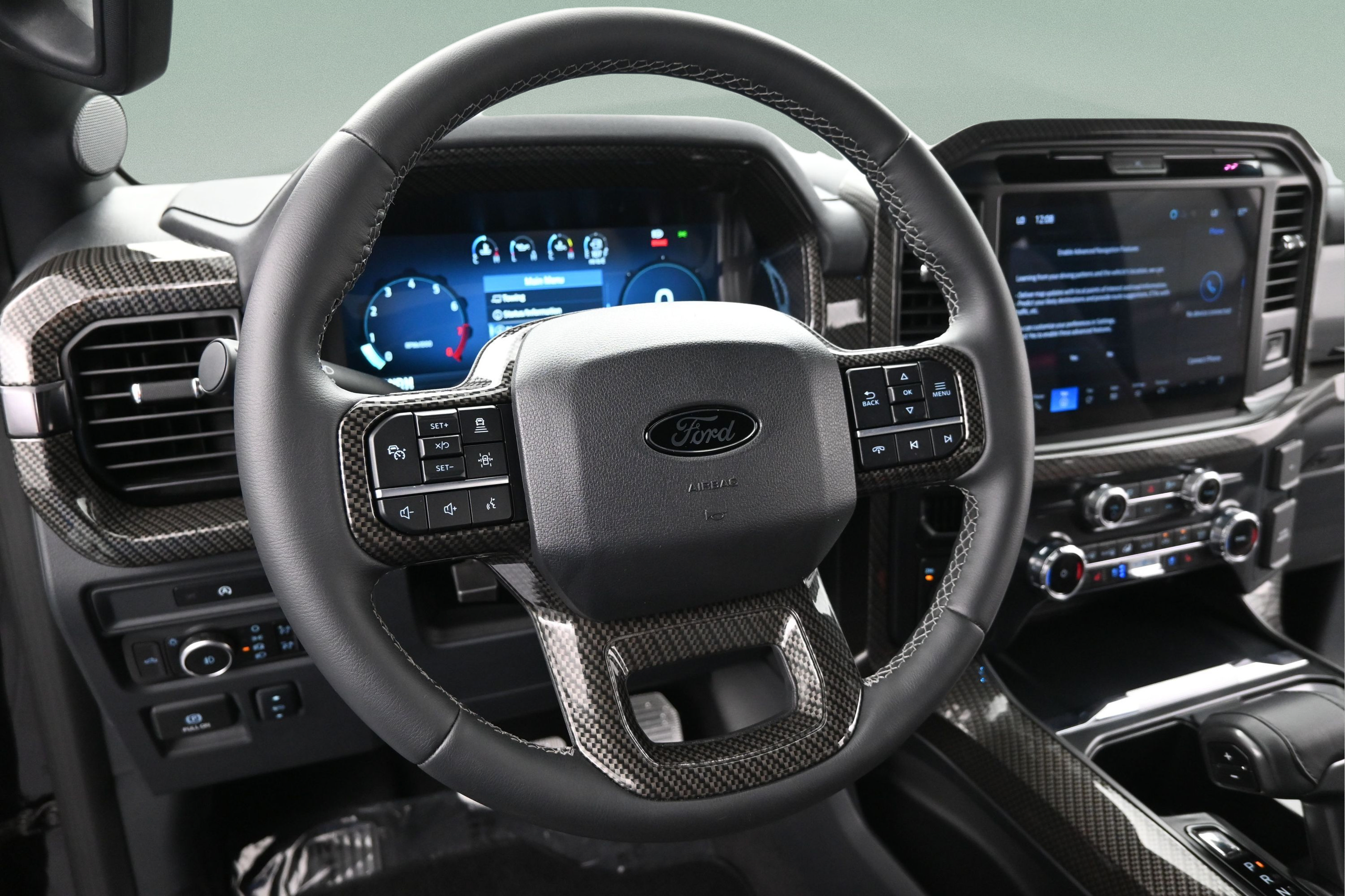 Used 2025 Ford F150 Lariat w/ Equipment Group 501A Mid AWD/4WD image 13