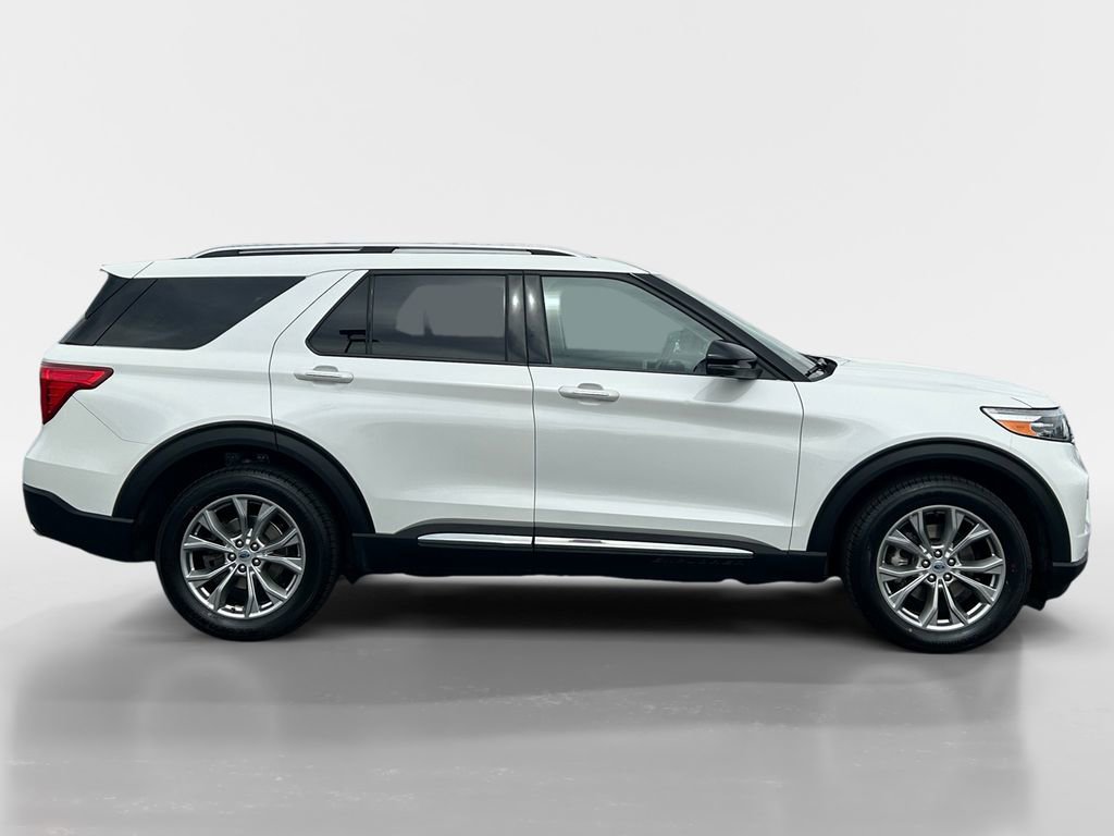 Used 2023 Ford Explorer Limited w/ Equipment Group 301A image 7
