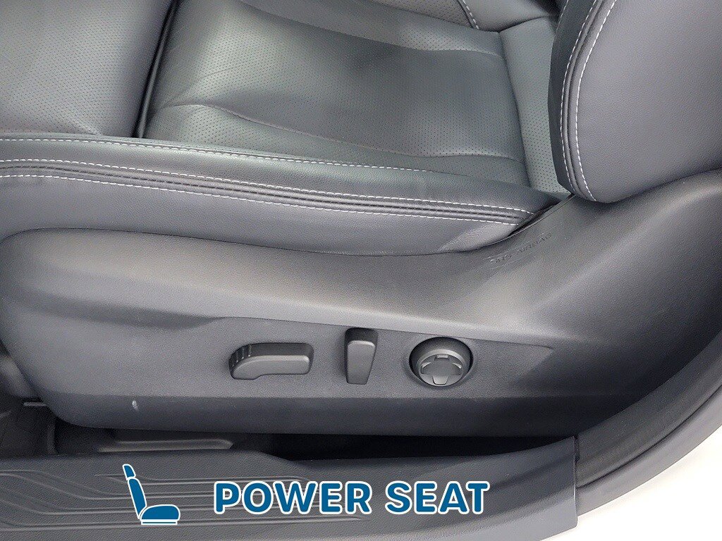 Used 2025 Subaru Outback Touring w/ Tech Package 3 image 15