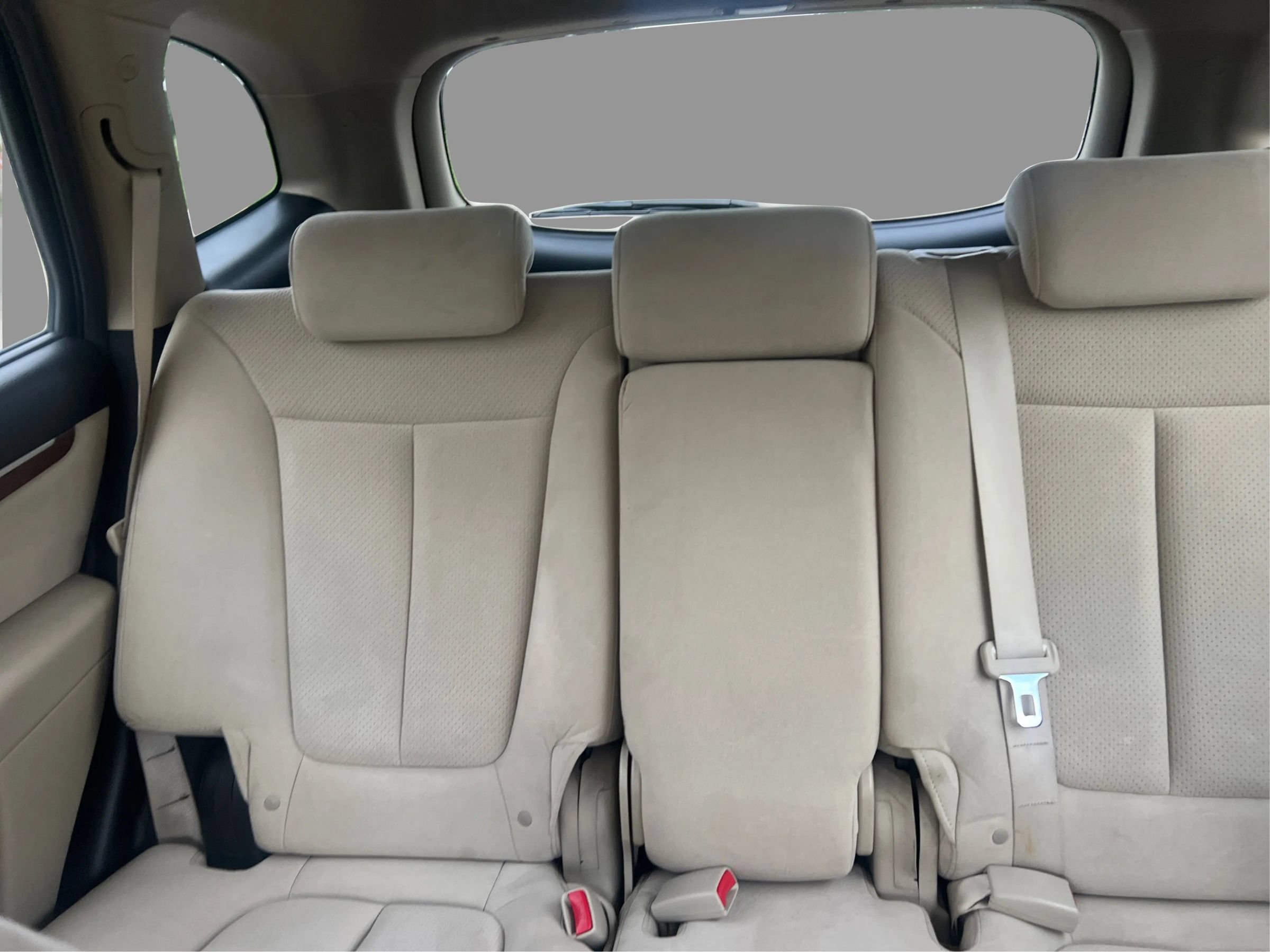 Used 2009 Hyundai Santa Fe SE FWD image 17
