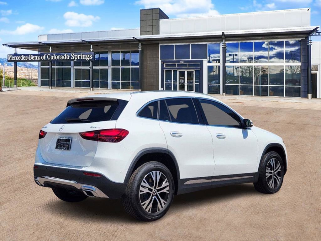 New 2025 Mercedes-Benz GLA 250 4MATIC image 5