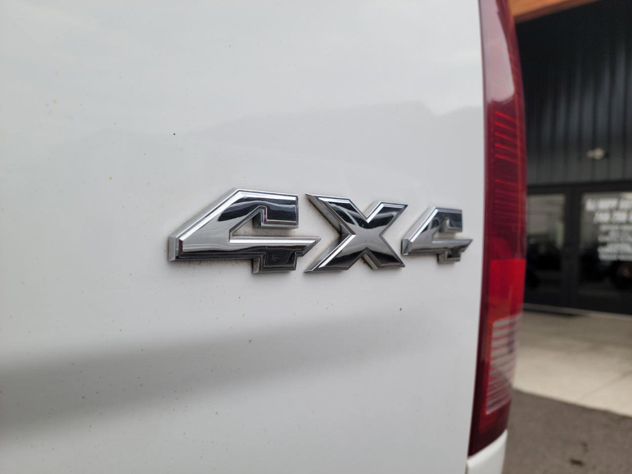 Used 2015 RAM 2500 SLT AWD/4WD image 15