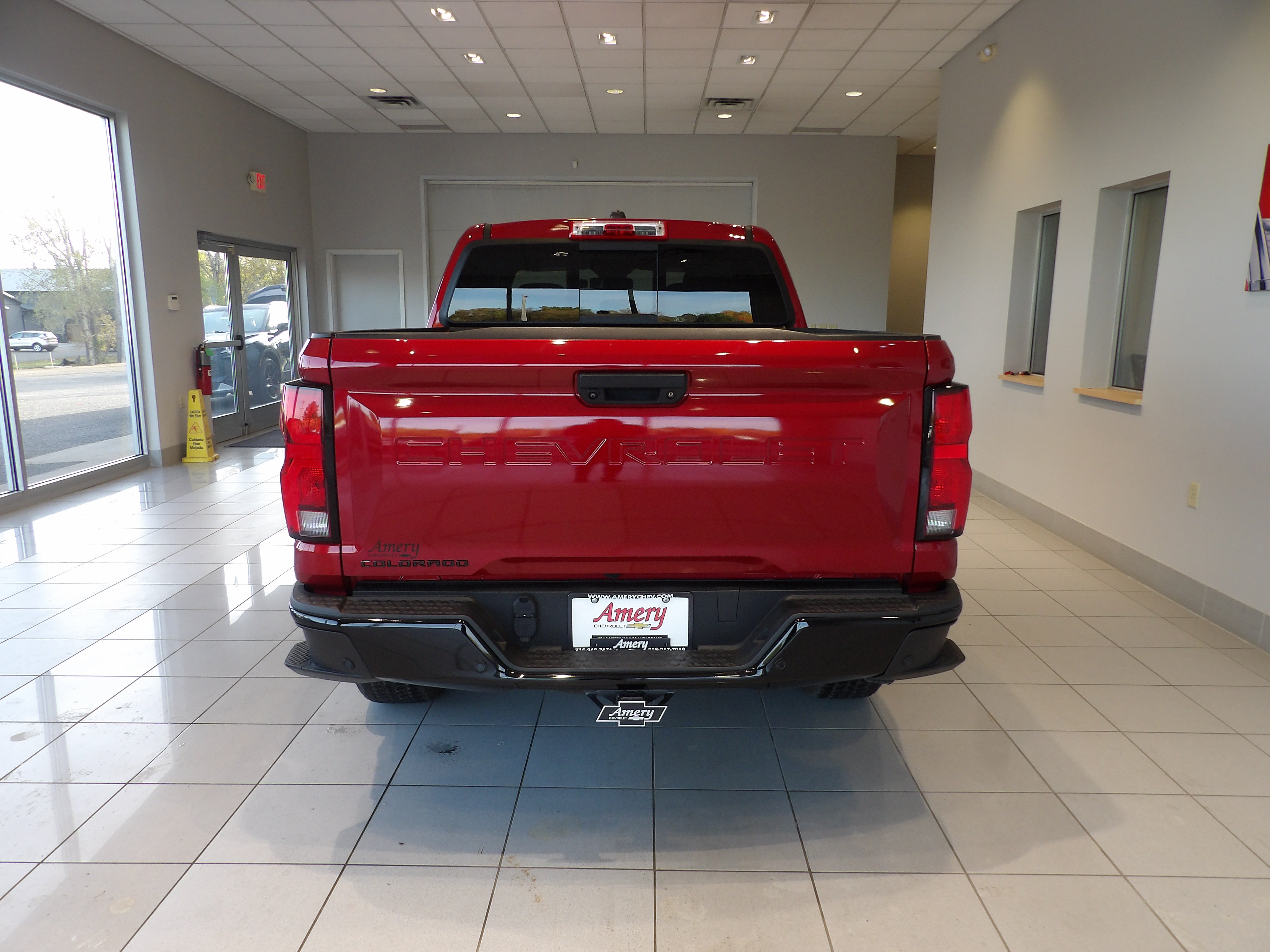Used 2023 Chevrolet Colorado Z71 w/ Z71 Convenience Package 2 AWD/4WD image 5