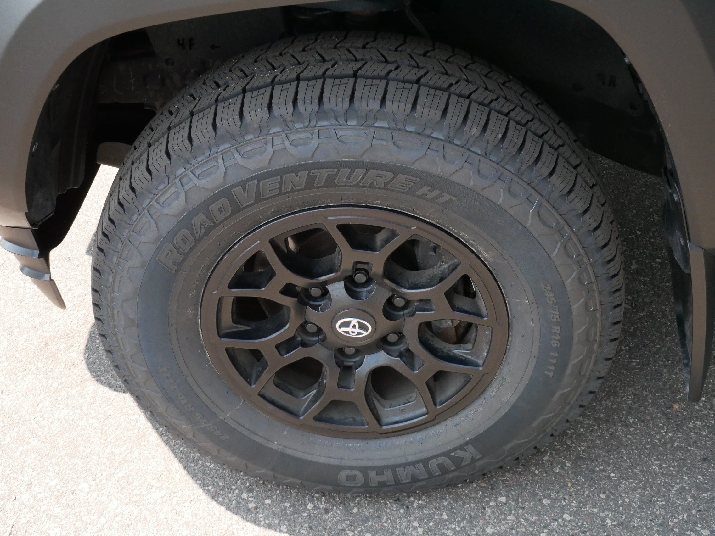 Used 2023 Toyota Tacoma SR5 w/ SX Package AWD/4WD image 15