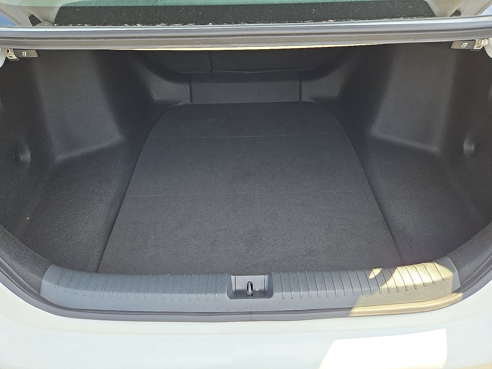 Used 2025 Honda Accord SE image 28