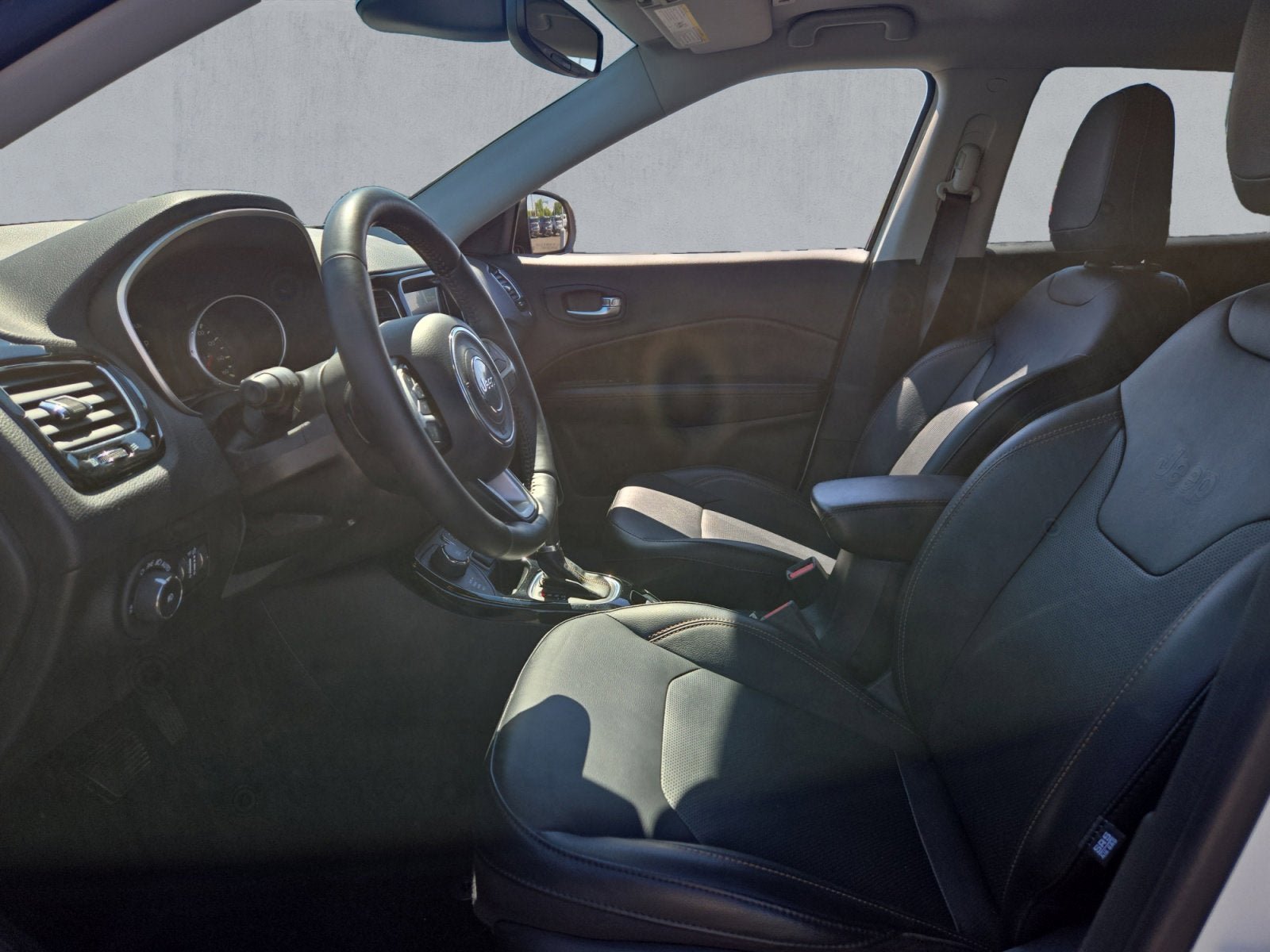 Used 2019 Jeep Compass Limited w/ Safety & Security Group AWD/4WD image 11